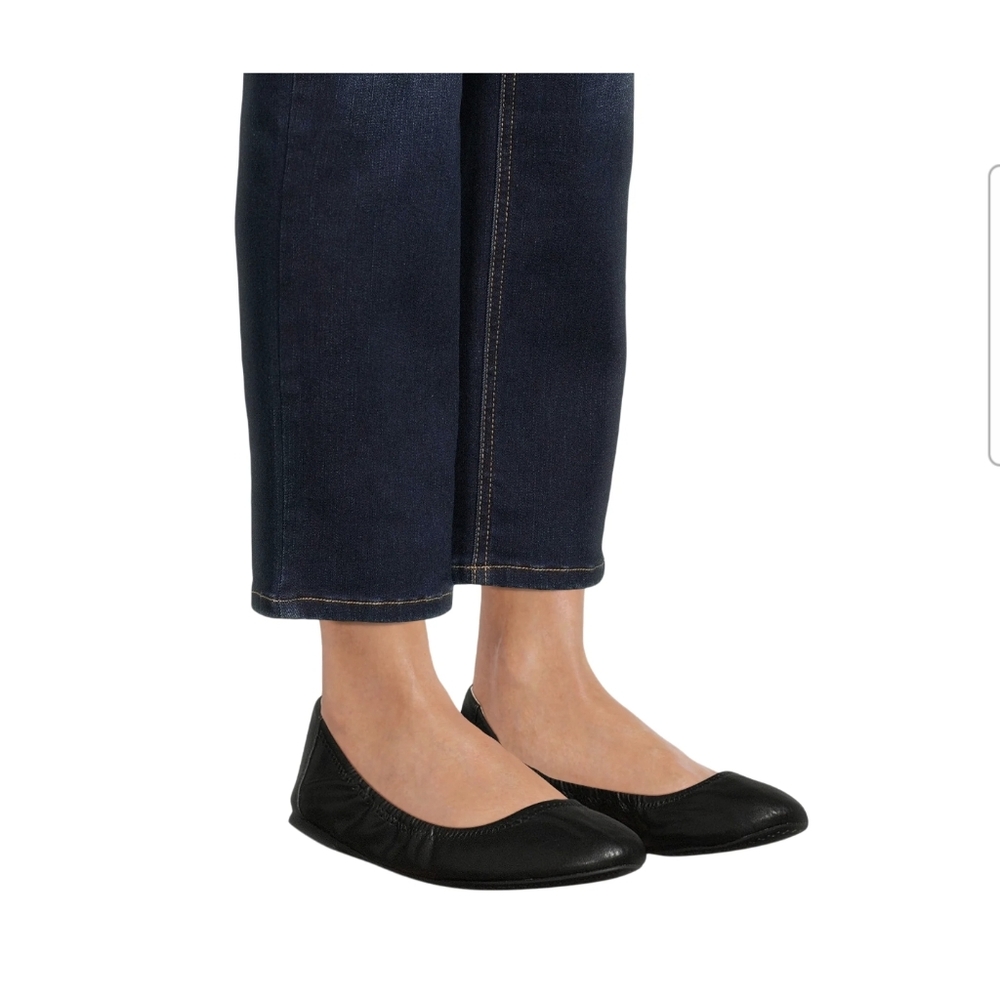 Time and Tru Women’s Black Scrunch Ballet Flats Size 6